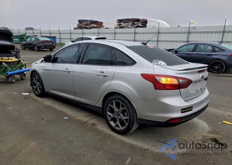 2013 Ford Focus Se z USA, uszkodzony, nr VIN 1FADP3F27DL227770